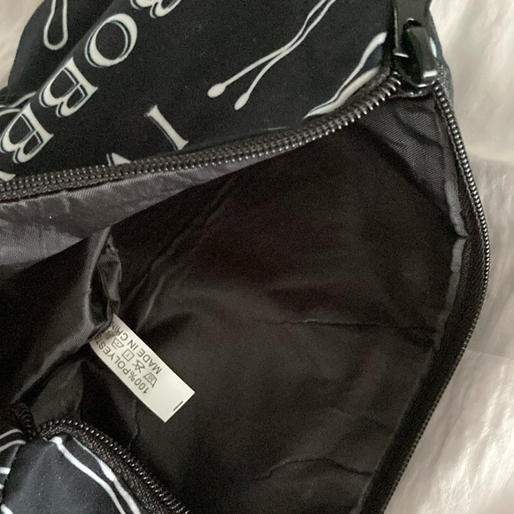 Cosmetic Case NWOT Make up Pouch Unbranded Black & White - Picture 8 of 15